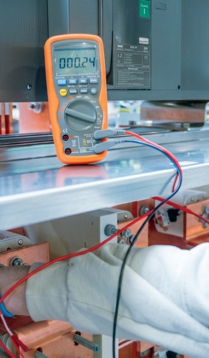 Quality testing in cabinet and switchgear prefabrication